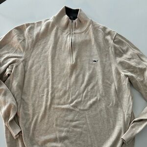 Vineyard Vines light tan men’s xlarge  long sleeve quarter zip